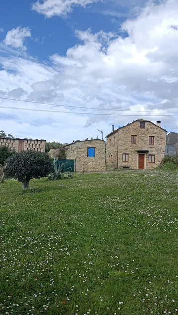 Casa O Gordiño (near Xilloi beach) - Image 1