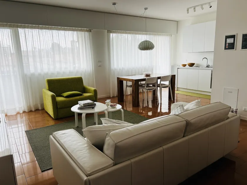 Bruna House ”Feel at Home When You're Away” - Image 1