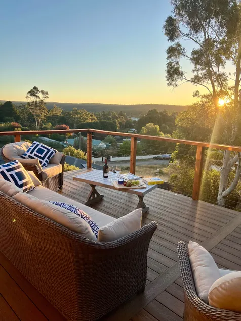 Perrins Place Country Retreat and Picturesque View - Image 1
