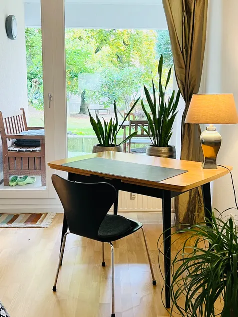 Spacious, quiet apartment near Grafenberg/Ostpark - Image 1