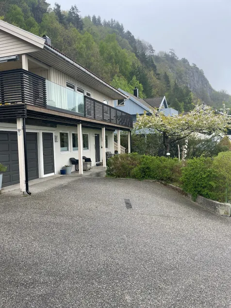 Apartment with great view- Monestopen - Image 1