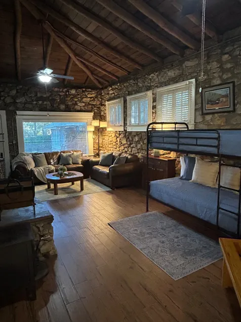 The Honeymoon Cottage - Image 1