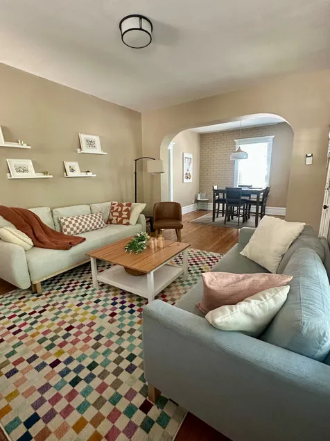 Spacious 3 BR | Walk to OSU | 12pm checkout! - Image 1