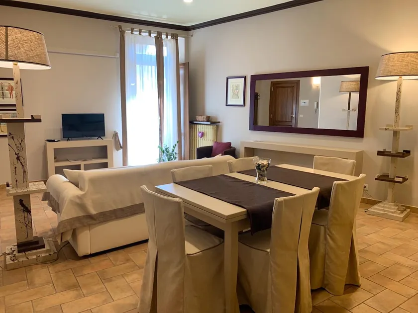 Orchid Superior Apartment in downtown Orvieto - Image 1