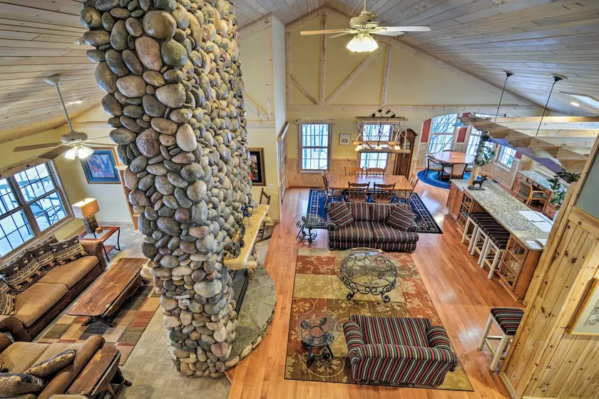 2 Mi to Schuss Mtn! Northern Retreat w/ Game Room - Image 1