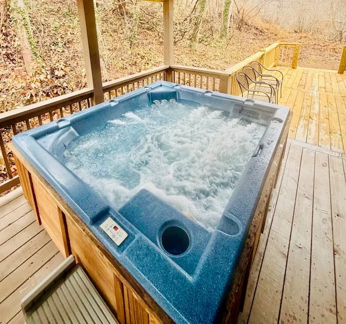 Serenity Views Comfort -- Hot Tub, Sunsets, King Suite, Chef's Kitchen, Dogs! - Image 1