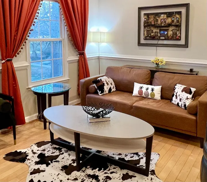 3 Bd 1.5 Ba Glorious & Convenient DC 30 min metro - Image 1