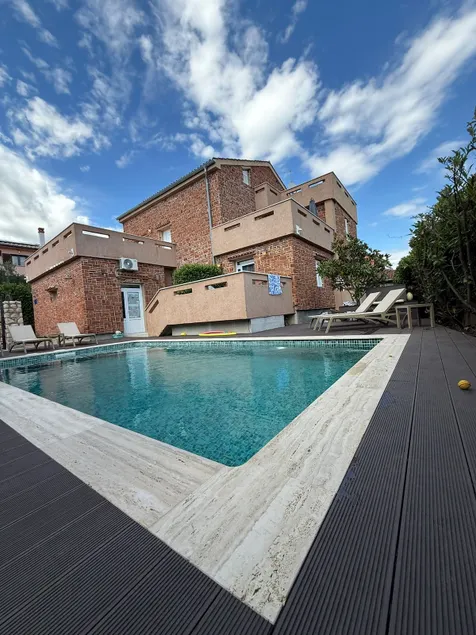 APARTMAN ALLURE - Image 1