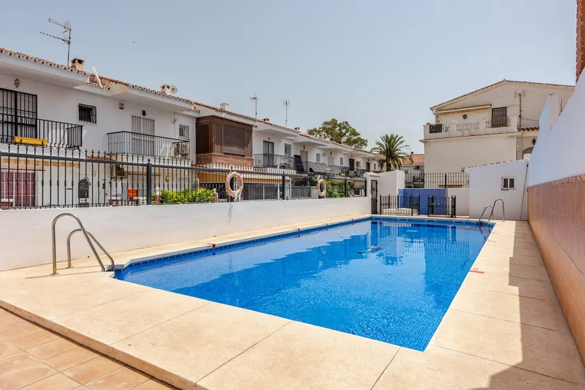 Perfect Getaway 100 meters from the sea, 2 Bedrooms - Image 1