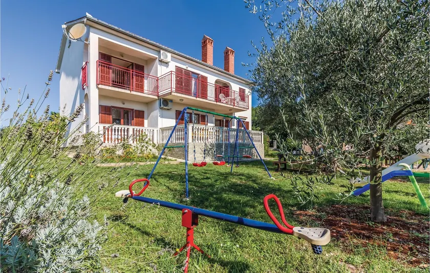 Bellissima casa con 6 camere da letto a. - Image 1