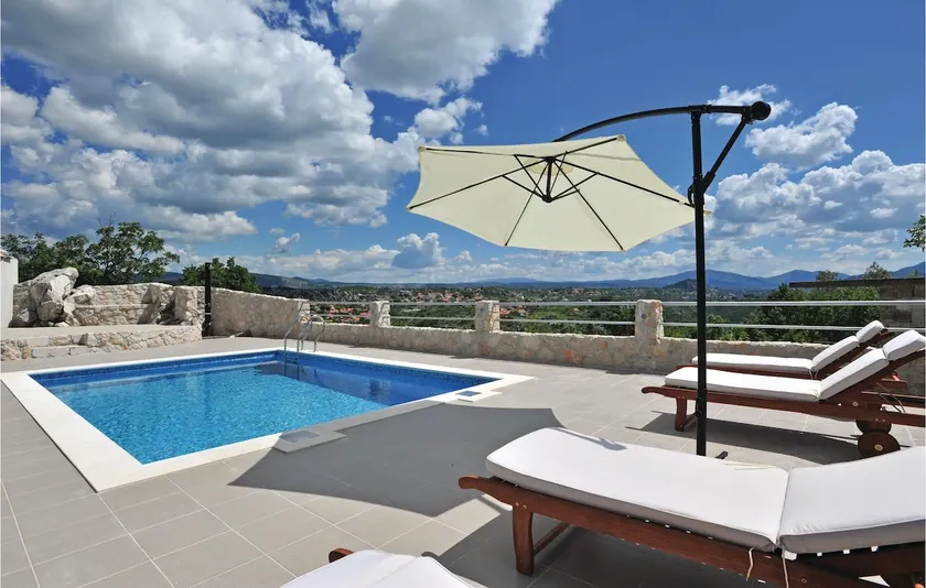 Awesome home in Kucice - Image 1
