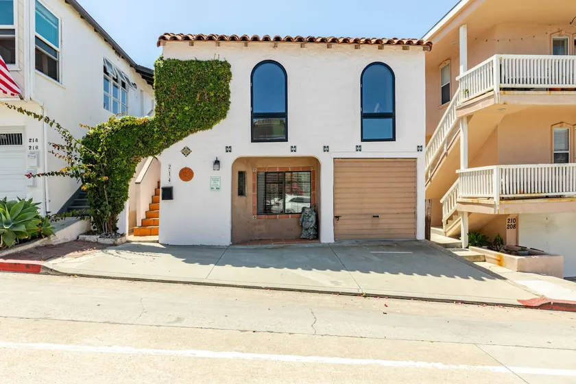 Bezaubernde spanische Duplex mit Meerblick ... 1 Block zum Strand! - Image 1