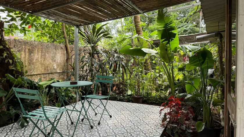 Private Garden Cottage · Calm Stay for Couples - Image 1