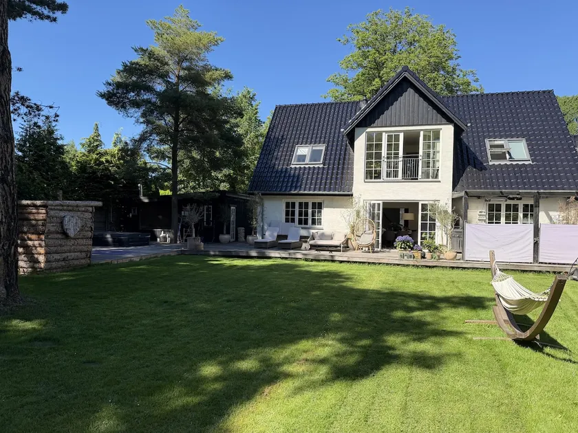 10 beds - Spa, Beach, Sauna, Gym, Shelter - luxury - Image 1