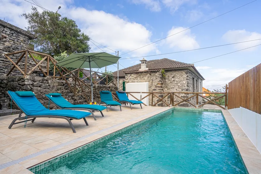 Gouveia Cottage - Image 1