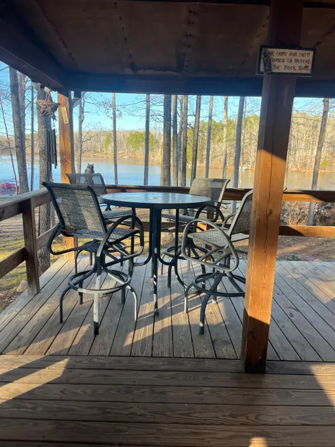Water Front Lake House! - Image 1