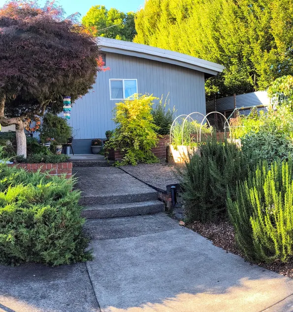 Wine Country Guest Suite w/Kitchenette and Bath - Image 1