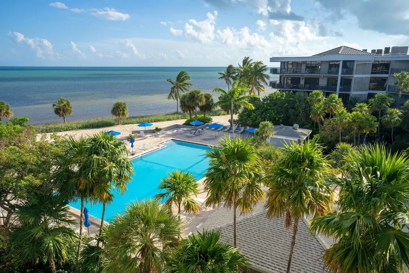 Amazingly Transformed in 2022 Luxurious renovation Fantastic Ocean View - Image 1