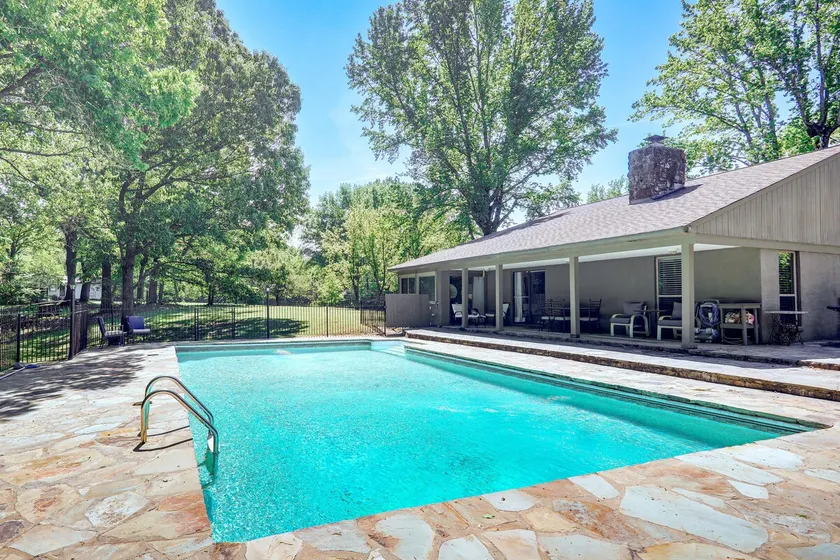 18 Mi to Dtwn Memphis: Oasis on 8 Acres! - Image 1