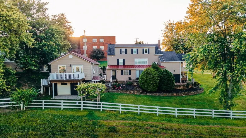 Horizon Haven | Family Getaway w/ Big Views - Image 1