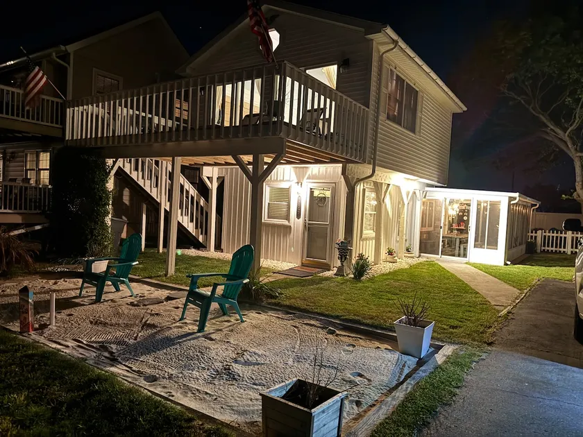 Pet Friendly - West OC Cottage Fenced yard! - Image 1