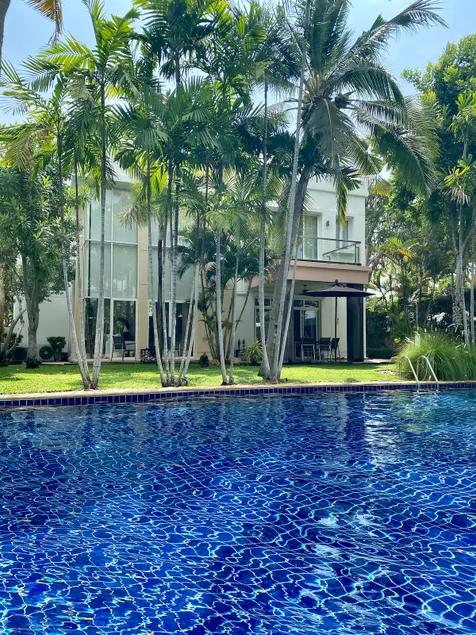 Short walk to beach. Designer’s luxury poolvilla. - Image 1
