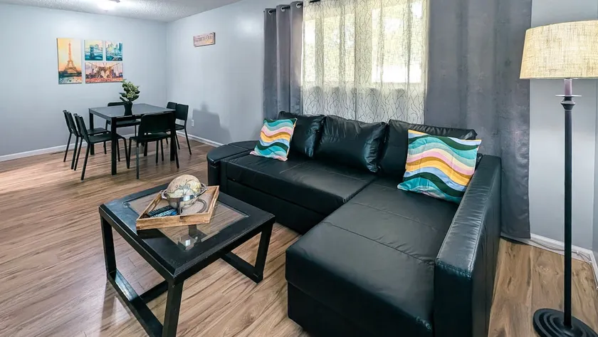 Cute and charming duplex - unit 1 - Image 1