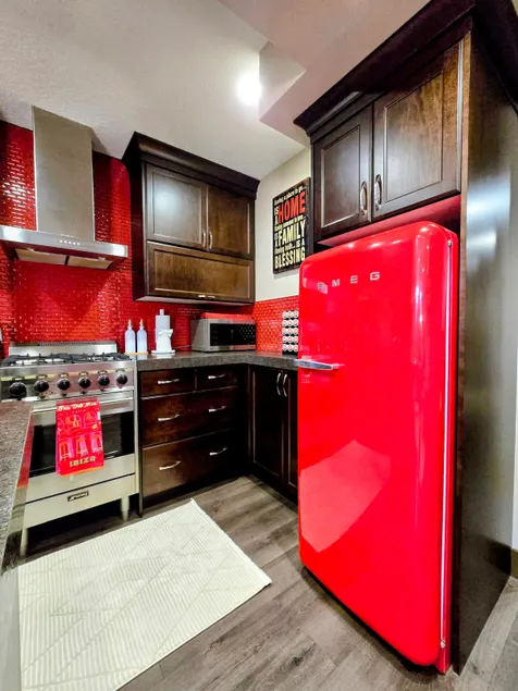 EV Charger | Stylish 2BR Suite w/ Free Parking - Image 1