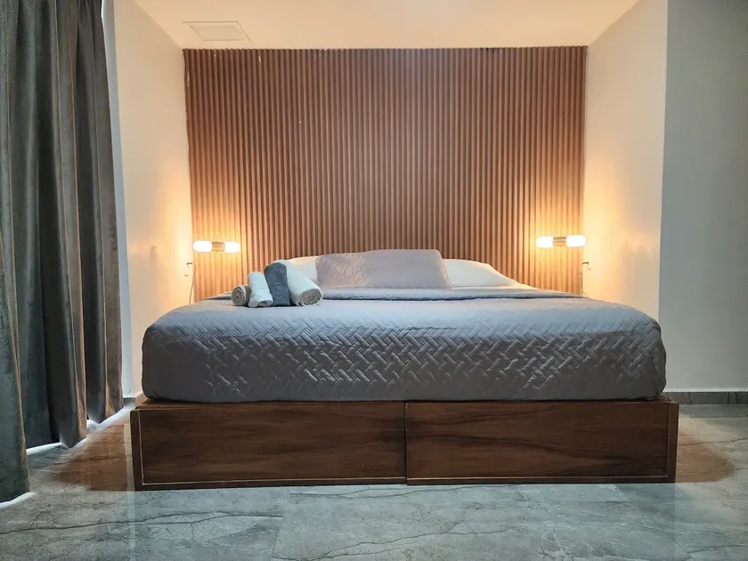 COZY LOFT KING SIZE BED CHAPULTEPEC (STUDIO) - Image 1