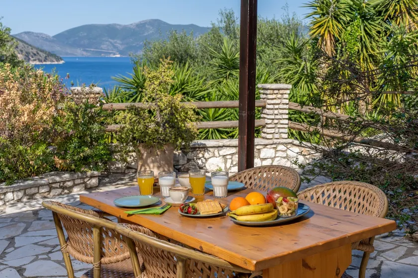 Laertis - Luxury Stone Apartments - Image 1