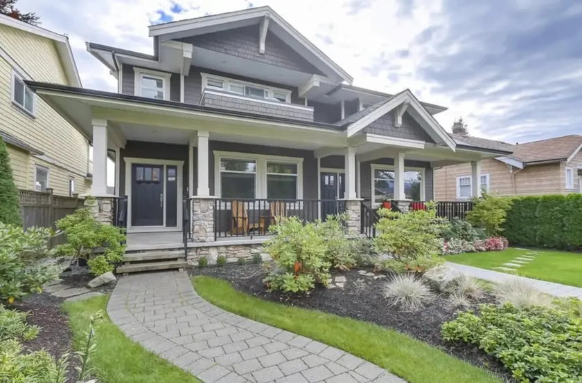 One Bedroom Suite in Central Lonsdale Location! - Image 1