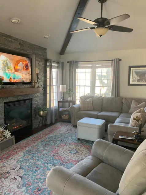 The Modern Cozy Spacious Corner - Image 1
