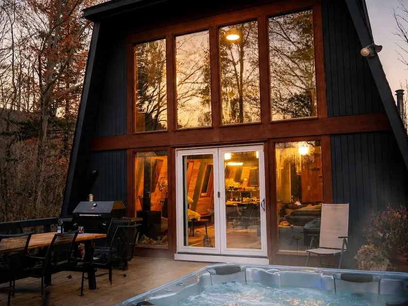 Catskills Chalet • Hot Tub • Hunter • Sleeps 15 - Image 1