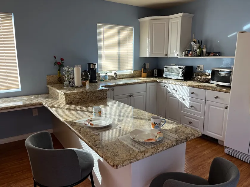 Peaceful, Safe, Clean Guest House - Image 1