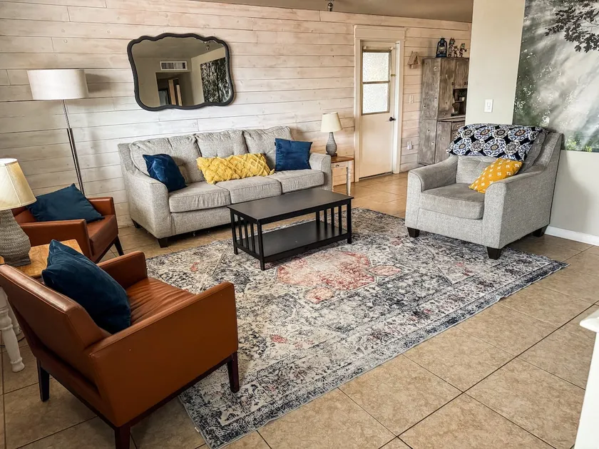 Route 66 Hope Ranch House - Image 1
