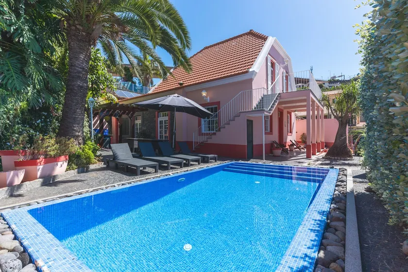 Casa dos Francelhos by Atlantic Holiday - Image 1