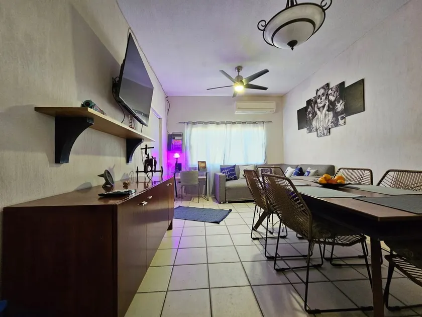 Casa Pina Costa Dorada - Image 1