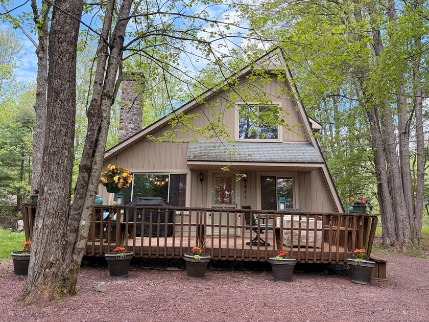 The H.S. Burrow - A Cozy Mid-Century Chalet - Image 1