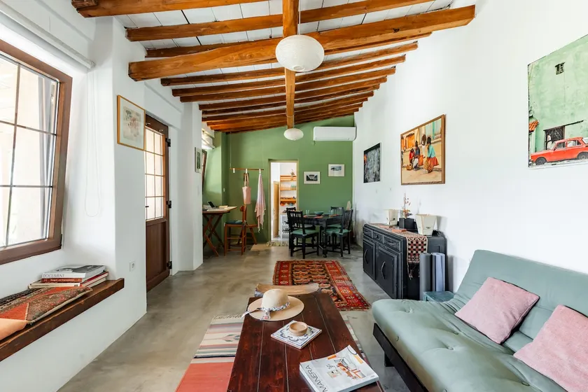Marsha's Beach House - Image 1