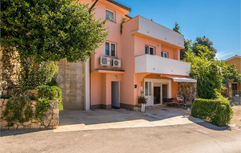 Apartment STARA BAŠKA near the sea - Image 1