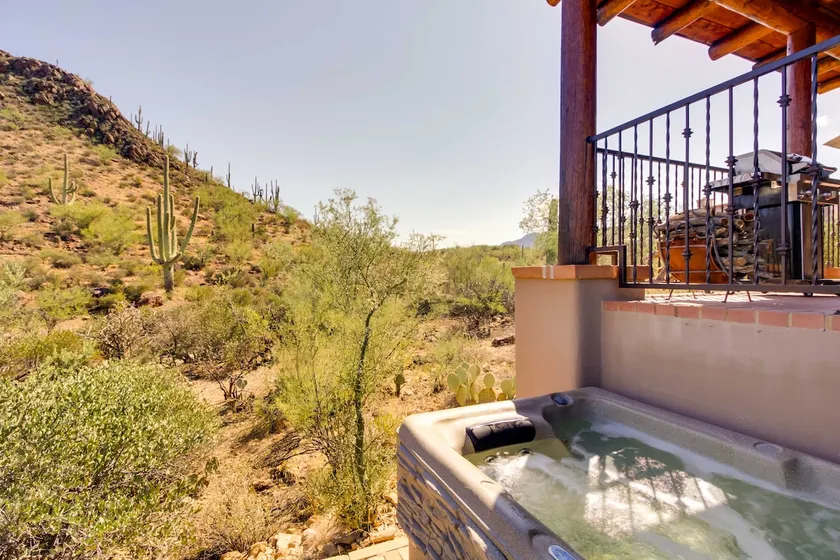 El Diamonte Tucson Home mit Blick auf die Berge und Whirlpool! - Image 1