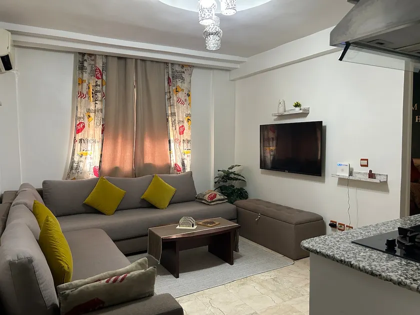 Small cocoon 1 bedroom + living room in the winter - Image 1