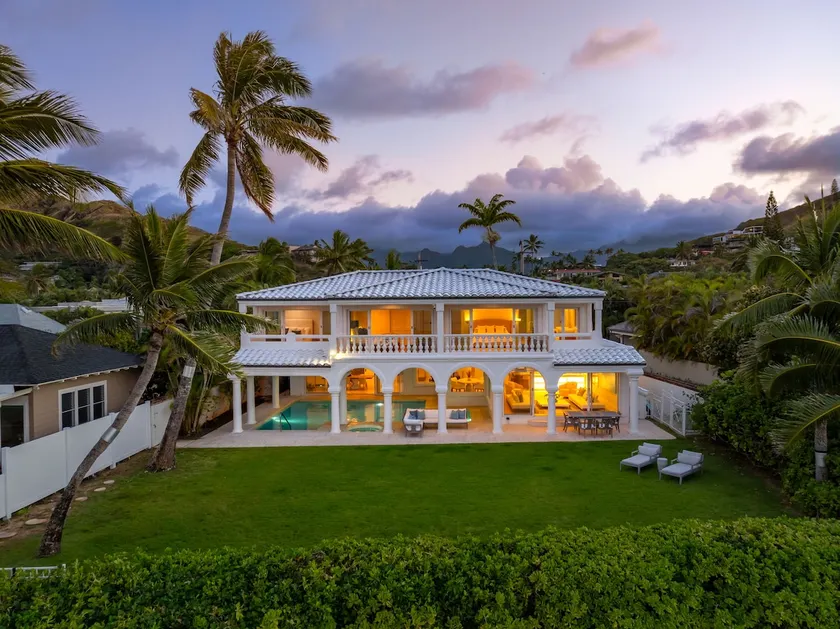 Lanikai Luxury Beachfront-ask for August discount! - Image 1