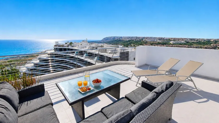 Infinity View Family Penthouse - Image 1
