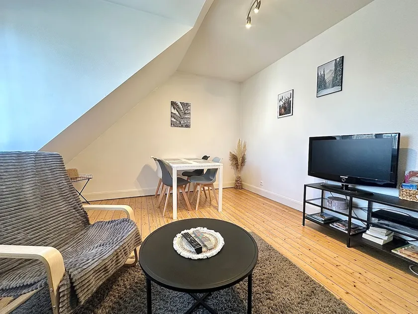 Strasbourg Zénith 3-room apartment *** - Image 1