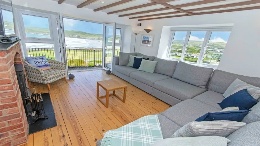 Stables - BEST Sea views in Croyde Sleeps 8 - Image 1