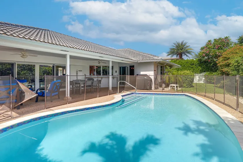 Riviera Beach Home w/ Pool - Walk to Beaches! - Image 1
