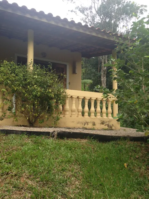 Cottage with Internet and Private Lake - Image 1
