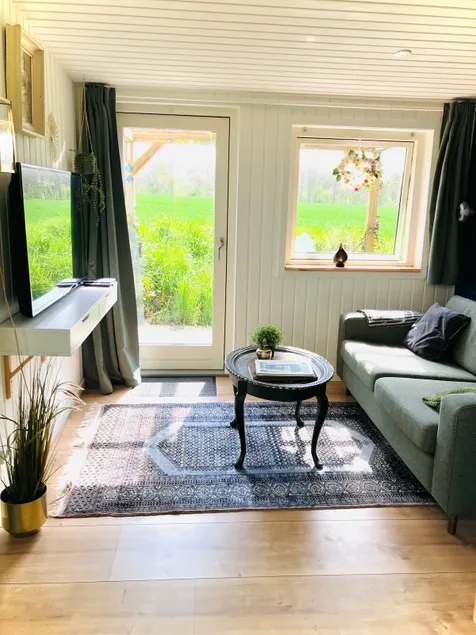 Well-designed small cottage on a natural plot near Grenå. - Image 1