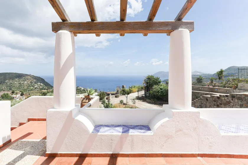 Aeolian panoramic villa - Image 1